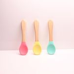 THE LITTLE LOOKERS Silicone Spoon with Bamboo Handle, BPA Free Feeding Spoons for Baby/Kids/Toddlers - Multicolor (Pack of 3)