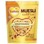 Saffola Muesli Kesar Crunch with Flavour Pops, 450 gm | 15 in 1 Fruit and Nuts, Seeds, Millet & more | Cereals for breakfast with wholegrain, protein, fibre