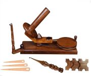 𝐋𝐚𝐫𝐠𝐞 𝐂𝐚𝐩𝐚𝐜𝐢𝐭𝐲 𝐘𝐚𝐫𝐧 𝐖𝐢𝐧𝐝𝐞𝐫 - Hand Operated Wooden Yarn Ball Winder. Support 10 to 12 oz of Yarn Fiber Wool String with Free Crochet Hook (7PCS ROSEWOOD WINDER)