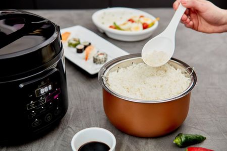 Yum Asia Kumo Rice Cooker – 5.5 Cup Capacity