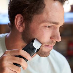 Philips Series 5000 Beard Trimmer – Precision Adjustable Groomer