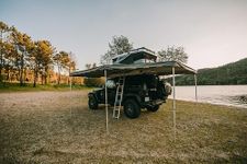 JAMES BAROUD Falcon Awning Model - Expansive 270-degree Coverage Awning, Sunshade UV, Weatherproof, Rain and Wind Resistant, Self-Supporting Camper Awning – Car Awning for Camping (Right Side)