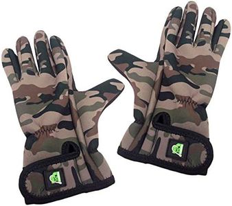 Carp On - Large Full Fingered DPM CAMO 2mm Neoprene Non Slip Gloves with Adjustable Secure Wrist Strap For Fishing and Working in Cold Damp Wet Conditions [22-1828]
