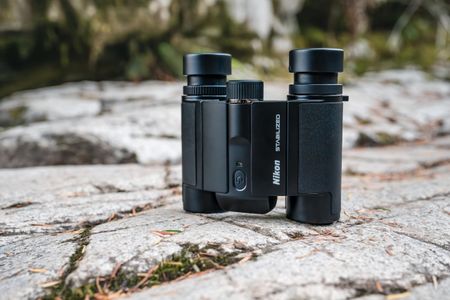 Nikon 12x25 Stabilized Binoculars – Compact High-Power Optics