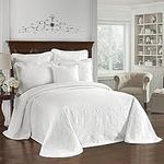 Historic Charleston King Charles Modern Farmhouse Floral Matelasse Bedspread, 100% Cotton Breathable Bedding, King/CalKing, White