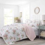 Laura Ashley Home Honeysuckle Quilt Set, King, Pastel Pink USHSA91060808