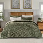 EVERGRACE Luxury Crushed Velvet Quilt Set King Size, Diamond Quilted Lightweight Velvet Comforter, Ultra Soft Oversized Bedspread Coverlet Bedding Set for All Season, with 2 Pillow Shams, Olive Green