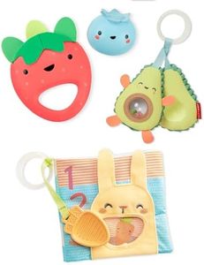 Skip Hop Baby Musical Toys Gift Set, Farmstand Fresh Picks, 3 Months+