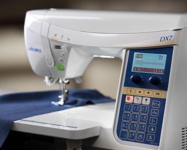 Juki HZL-DX7 Computerized Sewing Machine – Advanced Stitch Options
