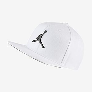 NIKE Beani