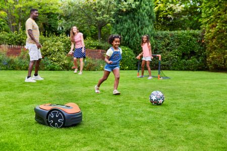 Flymo EasiLife 150 GO Robotic Lawn Mower – Automatic Grass Cutting