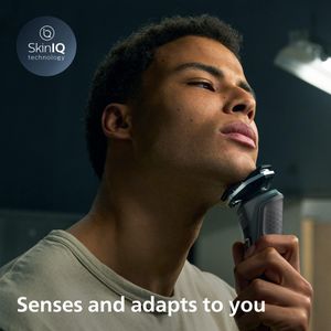 Philips Series 5000 Men’s Electric Shaver – Wet & Dry Razor