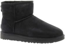 UGG Women's Classic MINI II Boot, B
