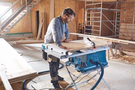 Bosch Professional Table Saw – Compact 216mm Blade