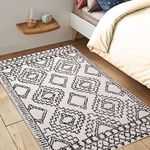 Leesentec Moroccan Area Rugs Living Room Rugs Non-Slip Large Rugs for Living Room Soft Bedroom Floor Mat Medium Pile Rug Modern Abstract Rug Geometric Carpet (Ivory/Black, 2.6 ft ×3.9 ft（80×120cm）)