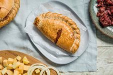 Prima - Traditional Steak Cornish Pasties (6 x 300g)