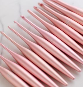 Furls Streamline Crochet Hook 3.5mm – Blush Ergonomic Design