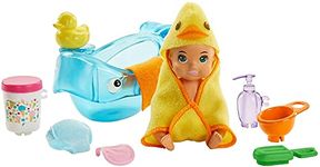 Barbie Skipper Babysitters Inc. Feeding and Bath-Time Playset with Color-Change Baby Doll, Bathtub, Popsicle Sponge and Bath-Time Accessories Including Duck-Shaped Towel, Multicolor (GHV84)