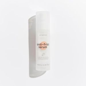 Georgiemane Anti-Frizz Serum 100ml, 100% Vegan & Cruelty free, controls frizz & flyaways, for all hair types, protects against heat damage