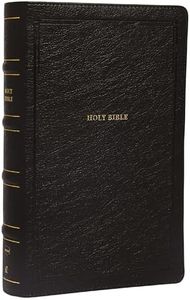 NKJV, End-of-Verse Reference Bible, Personal Size Large Print, Leathersoft, Black, Red Letter, Comfort Print: Holy Bible, New King James Version