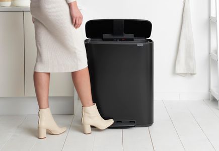 Brabantia Bo Pedal Bin 60L – Large Black Kitchen Trash Can