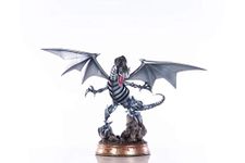 Yu-Gi-Oh! Blue-Eyes White Dragon Silver Variant 14 Inch Statue