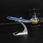 ARTVARKO Vietnam Airlines Scale Airways Model Die Cast Metal Aircraft Highly Detailed Aeroplane Replica Gift for Aviation Enthusiasts 16 cm.