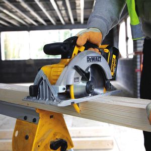 DEWALT 18V Cordless Power Tool Kit – 6-Piece Set
