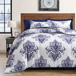 FlySheep Damask Bed in a Bag 7 Pieces Queen Size, Bohemian Blue Geometric on White, Microfiber Reversible Bed Comforter Set (1 Comforter, 1 Flat Sheet, 1 Fitted Sheet, 2 Pillow Shams, 2 Pillowcases)