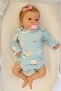 Lifelike Reborn Baby Dolls Girl - Felicia, 17-Inch Realistic-Newborn Baby Dolls with Weighted Soft Cloth Body, Real Life Cute Lifelike Baby with Gift Box for Kids Age 3+