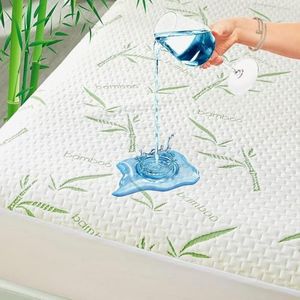 Nature Bamboo Mattress Protector, Waterproof & Breathable & Ultra Soft Viscose Mattress Pad Cover Extra Deep Pocket (King Size)