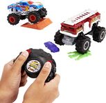 Hot Wheels Monster Trucks RC 2-Pack, Set with Race Ace & HW 5-Alarm in 1:24 Scale, Remote-Control Toy Vehicles with Ramp & 2 Crushable Cars