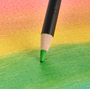 Derwent Chromaflow Colored Pencils, 150-Tin Set