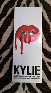 Kylie Lipstick And Lipliner