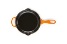 Le Creuset Signature Enamelled Cast Iron Skillet Frying Pan With Helper Handle and Two Pouring Lips, 20 cm, Volcanic, 20182200900422