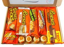 Reeses American Chocolate Gift Box | Reese's Peanut Butter Chocolate Hamper | Reese American Candy Gift Set Selection | Chocolate Letterbox Friendly Gift Box | Chocolate Gift for Reeses Lovers