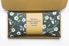 Organic Lavender Yoga Eye Pillow | Weighted with Flaxseed | Acupressure and Aromatherapy Meditation Pillow for Relaxation (Lewis & Irene Queen Bee Fabric))