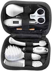 Tommee Tippee Baby Grooming and Healthcare Kit, Includes Digital Oral Thermometer, Nasal Aspirator, Brush and Comb, Scissors and Nail Clippers