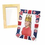 Baker Ross ET128 Wooden Photo Frames Value Pack — Ideal for Kids Arts and Craft Project, Gifts, Keepsakes and More (Pack of 4), Wood