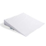 Hermell Products Foam Slant w/White Polycotton Zippered cover, FW4050