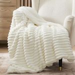 Bedsure Sherpa Fleece Throw Blanket for Sofa - Fluffy Soft Cosy Blankets, Thick Warm Winter Blanket for Bed Double/Twin Size, White, 150x200cm