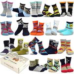 TeeHee Little Boys and Toddlers Casual Sports Novelty Cotton Crew Socks 18 Pair Pack Gift Box (9-10 Years, Star and Camo)