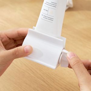 Toothpaste Squeezer Set 2pcs Rolling Tube Toothpaste Seat for Bathroom Accessories White