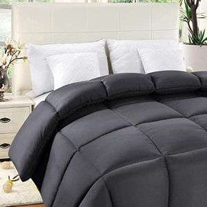 ComfyWell King Size Duvet – Plain Quilt Comforter Bedspreads, Coverlets & Sets, 2 Pillowcases Warm and Anti Allergy All Season Coverless Duvet, Throws For Bed. (King (220x230cm), Grey)
