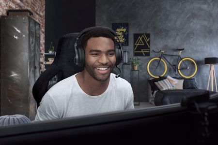 CORSAIR VIRTUOSO RGB Wireless Gaming Headset – Black