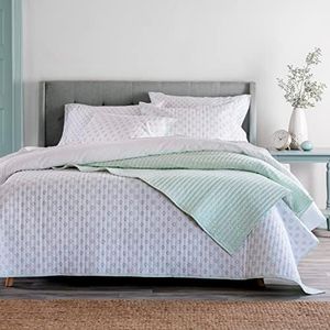 MARTHA STEWART Naomi Quiet Grey King Quilt Set - 3 Piece 100% Cotton Bedspread, Reversible, Cool, Percale Weave, Soft & Printed Lightweight Quilt, 1 Summer Quilt, 2 Pillow Shams