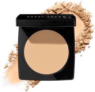 Bobbi Brown Sheer Finish Pressed Powder | Oil-Absorbing, Mattifying Setting Powder for All-Day Shine Control | Includes Puff, 0.32 Ounce, Soft Sand