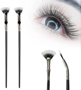 Folding Angle Scalloped Lash Brush, 2024 New Eyelash Fan Brush, Soft Bristles Eyelash Comb, Lengthening Eyelash Makeup Tool, Suitable for Any Make-Up Look