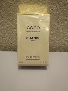 CHANEL Coc