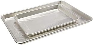 Nordic Ware Naturals Prism Quarter and Half Sheet Set, Aluminium Baking Sheet with Improved Airflow, Rustproof Aluminium Sheet, Made in The USA, Silver